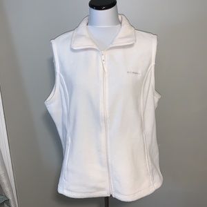 Columbia vest